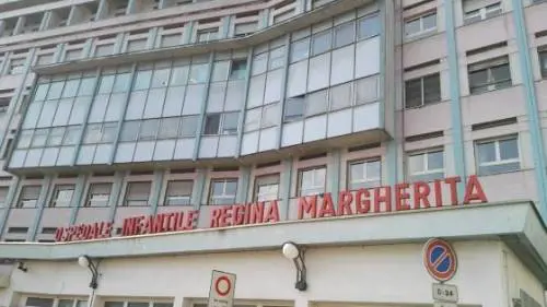 A 10 anni muore di Covid: "Non vaccinato per precauzioni di salute"