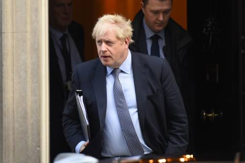Brexit, Parlamento vota rinvio: Johnson duro: "Sarà no deal"