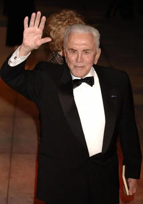 Addio a 'Spartaco' Kirk Douglas