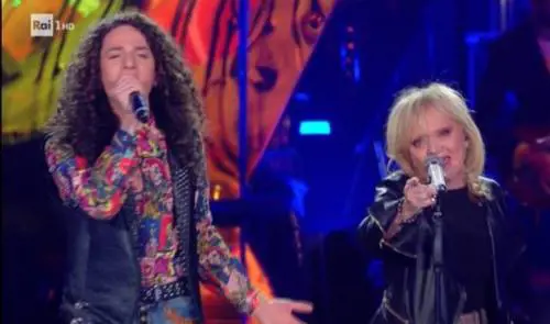 Rita Pavone non ci sta: "Privare gli anziani del diritto di voto? Allora Grillo vada a casa, fa parte della terza età"