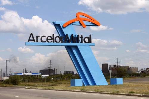 ArcelorMittal  avvia la procedura per restituire gli stabilimenti dell'ex Ilva