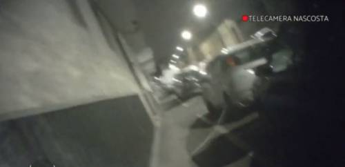 Immigrati, lo scandalo del racket delle occupazioni