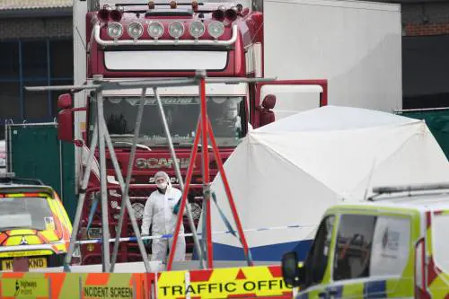 L'sms di una delle vittime del camion dell'orrore: "Muoio, scusami mamma"