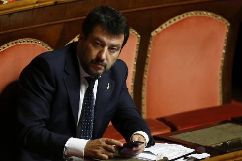 Salvini risponde a Conte: "È nervoso e disperato"