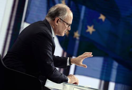 Europa chiama, il Pd risponde: Gualtieri si allinea a Bruxelles