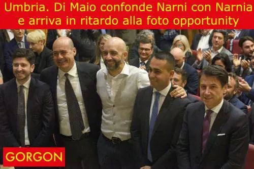 La satira del giorno: Di Maio e la foto opportunity