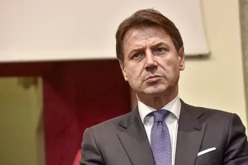 Conte si difende sul caso Fiber: "Tutto alla luce del sole"