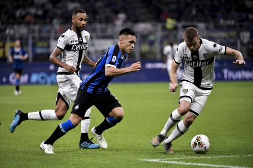Inter, sfuma il sorpasso: solo 2-2 contro il Parma