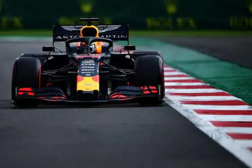 Formula Uno, Verstappen penalizzato. Leclerc in pole, secondo Vettel