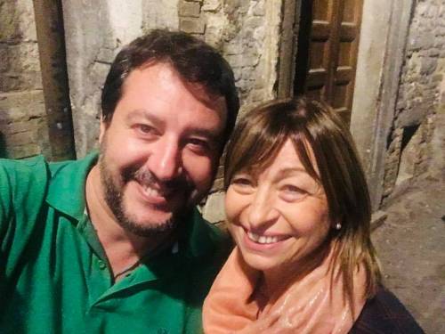 Umbria, Salvini esulta: "Un'impresa storica". Poi attacca Conte: "Un omino"