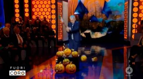 Mario Giordano prende a mazzate le zucche di Halloween: "Voglio festeggiare Ognissanti!"