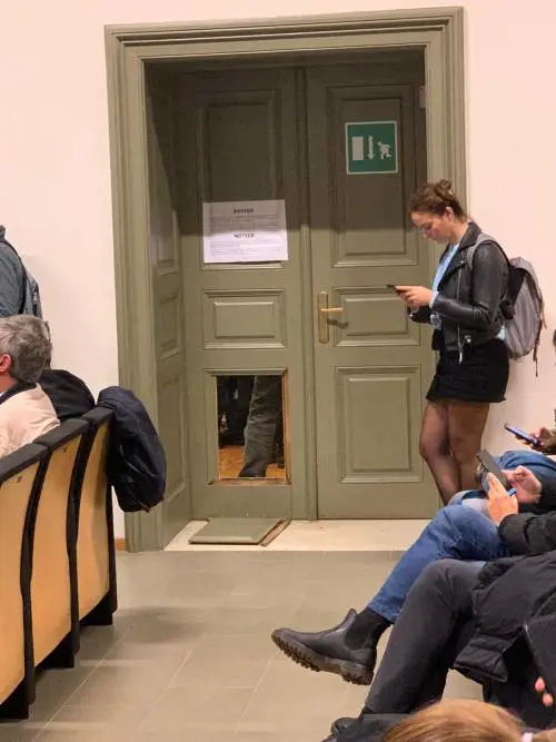 La contestazione contro Biloslavo a Trento