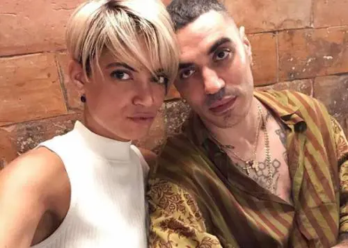 Elodie svela come è nato l'amore con Marracash: "Con lui è una cosa viscerale"