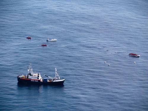 Vuole tornare in Gambia ma mancano gli accordi: migrante resta in Italia