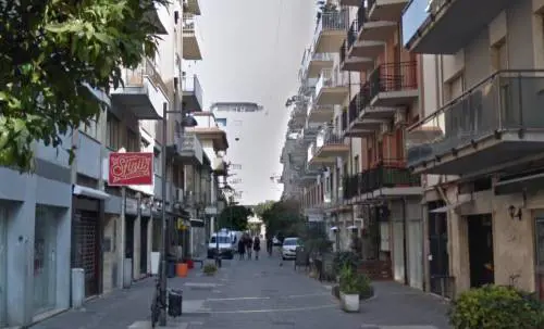 Pescara, 17enne aggredito dal branco rischia di perdere l'occhio