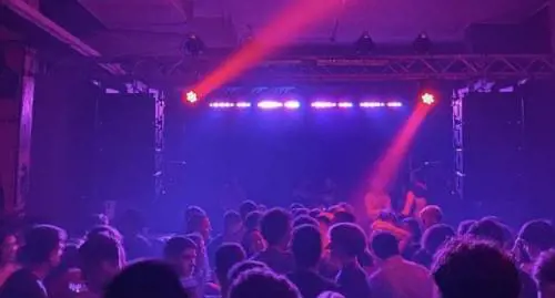 Un rave party gay nel palazzo salvato dall'uomo di Bergoglio