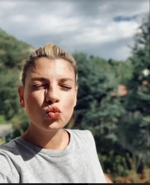 Emma Marrone: "Porto sempre con me lo spray al peperoncino"