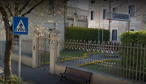 Padova, litiga con la moglie e aggredisce militari: fermato albanese