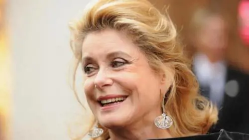 Malore per Catherine Deneuve: è in gravi condizioni