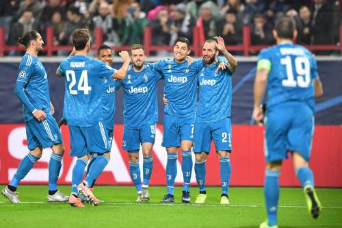 La Juventus manda ko la Lokomotiv Mosca al 93': 1-2 e ottavi di finale raggiunti