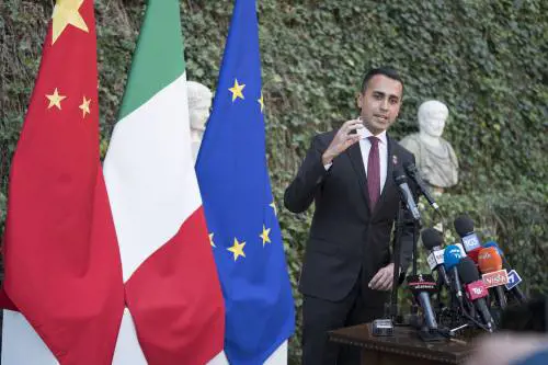 Il regalo di Di Maio ai cinesi: pronto l'assalto all'acciaio Ue
