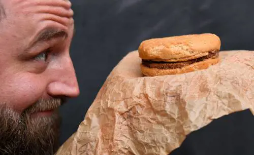 Quel panino di McDonald's ancora intatto... dal 1995
