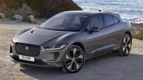 "Destinazione Zero". E per la prima volta Jaguar viaggia senza pilota  a bordo