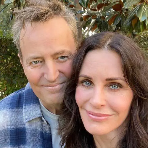 Courteney Cox e Matthew Perry di nuovo insieme dopo "Friends"