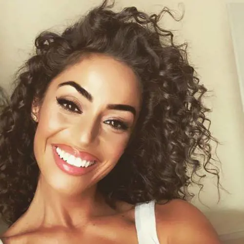 Raffaella Fico svela: "Quando stavo con Balotelli gli facevano il verso della scimmia"