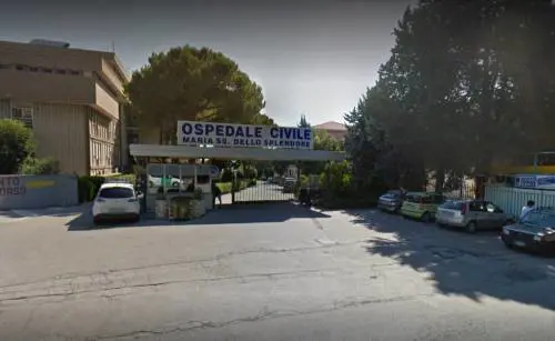 Fermato per un controllo, parcheggiatore abusivo nigeriano aggredisce un carabiniere