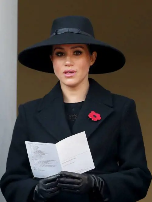 I reali inglesi durante il Remembrance Day