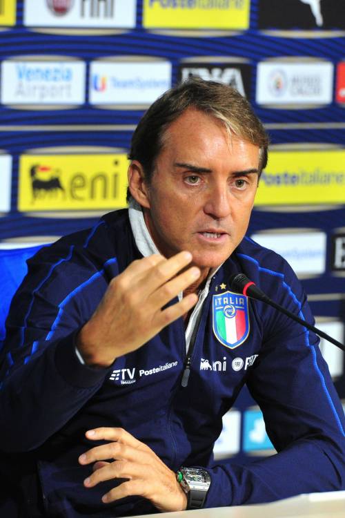 Mancini: "Balotelli in Nazionale ma solo se lo meriterà"