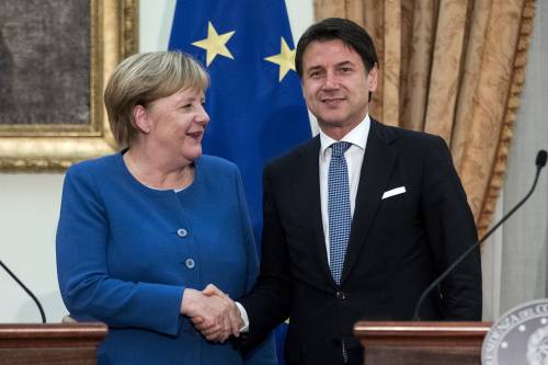 Conte riceve la Merkel a cena. Ma sui migranti è la solita solfa