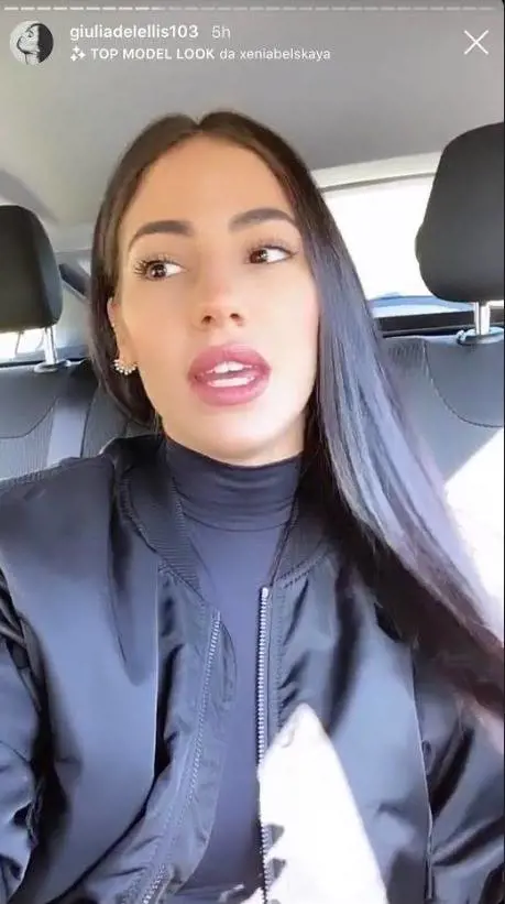 Ci sono scintille fra Belen Rodriguez e Giulia De Lellis. "Meglio stare zitta perché se parlo rovino le famiglie"