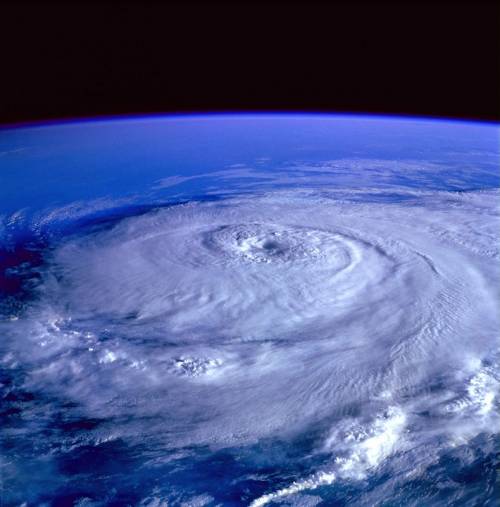 I cicloni nel Mediterraneo: la colpa è dell'Islanda