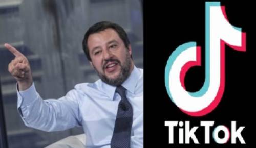 Matteo Salvini sbarca su TikTok: "In Italia si arriva con i documenti"