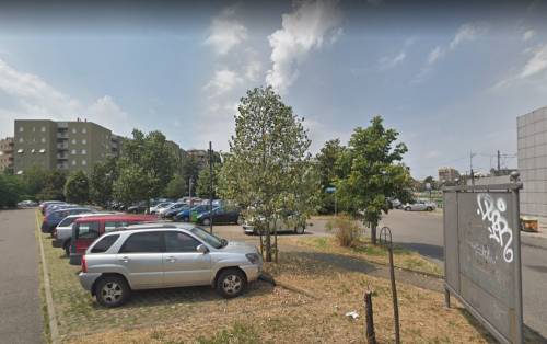Milano, 18enne accoltellato per un telefono: si cercano i 3 colpevoli