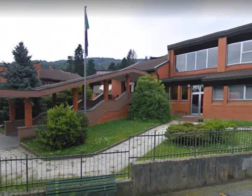 L'alunno è troppo violento e le altre mamme scioperano: "Non mandiamo i figli a scuola"