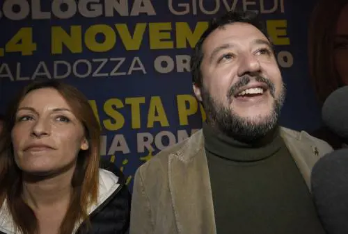 Pd asserragliato nelle città, ma la Lega dilaga in Emilia profonda