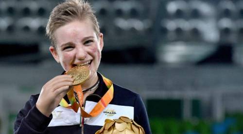Coppa del Mondo, Bebe Vio fa l'en plein: vittoria nel fioretto ad Amsterdam