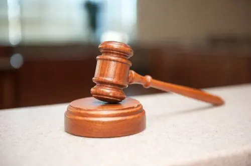 Arrestato per errore e dimenticato ai domiciliari: l'assurdo caso di Donato