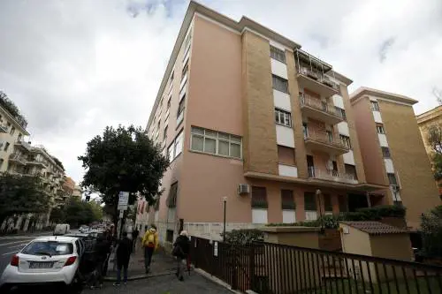 Elisabetta Trenta: "Per l'alloggio a Roma pago 540 euro al mese"