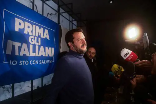 Open Arms, Salvini è indagato. I pm: "Fu sequestro di persona"