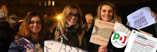 Le sardine nuotano anche a Palermo: gli studenti pronti a scendere in piazza