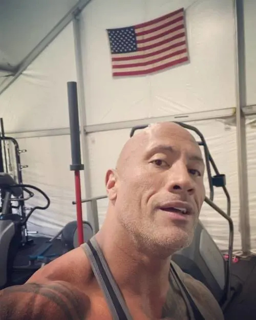 Dwayne Johnson, la toccante dedica a un bambino malato di cancro