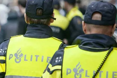 Trovati 25 migranti rinchiusi in un container nei Paesi Bassi