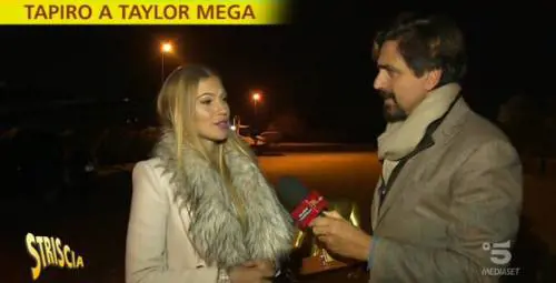 Tapiro a Taylor Mega per il collegamento da brilla con Live!: "4 shottini sono niente"