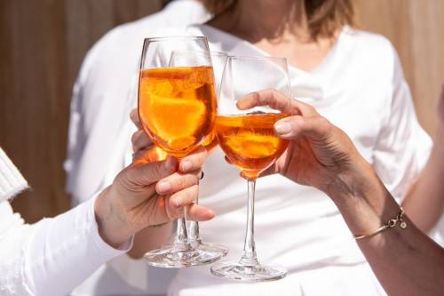 Quanto il consumo di alcol influenza la scelta del partner