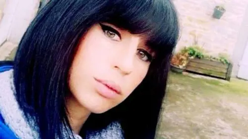 Cani sbranano donna incinta, marito trova il corpo: choc in Francia