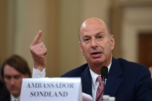 Impeachment, l'ambasciatore Sondland accusato di molestie sessuali
